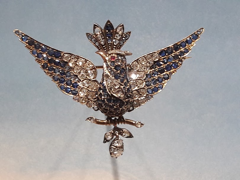 broche oiseau diamants saphirs