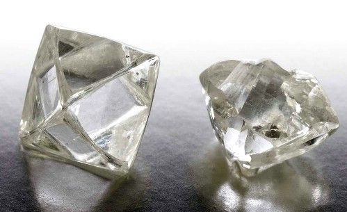diamants bruts naturels