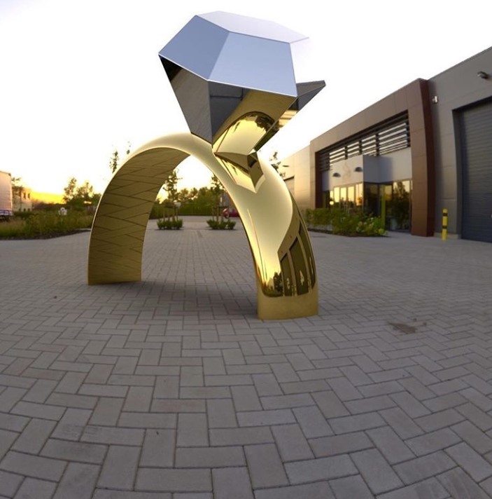 sculpture solitaire par Baptiste Monvoisin