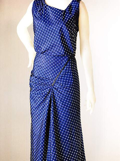 robe de soirée Schiaparelli 1935 avec fermeture éclair décorative