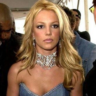 Britney Spears - choker