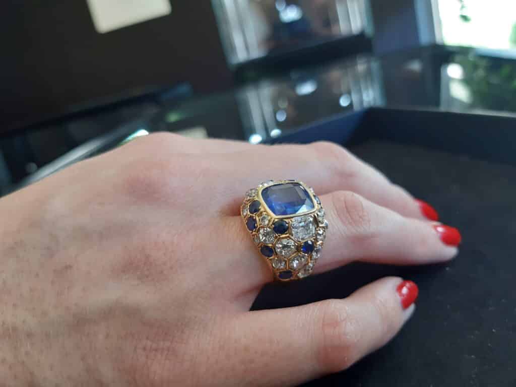 bijou belperron, Aguttes